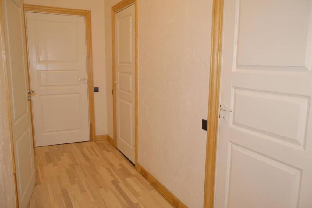 Spacious Old Town Family Peachy 2 Bedrooms Apartment, Nearby The Riga Presidential Castle Exterior photo
